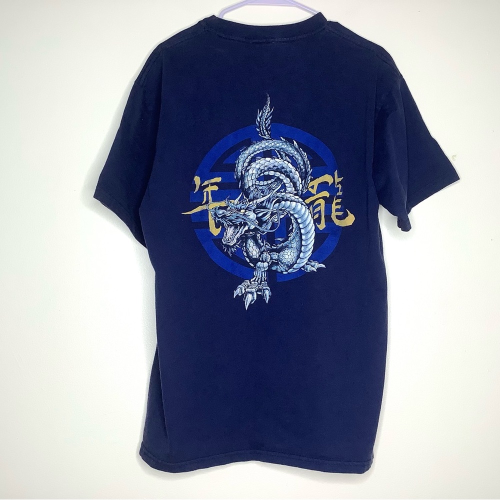 < Y2K Year Of The Dragon Incredible Graphic Tee >